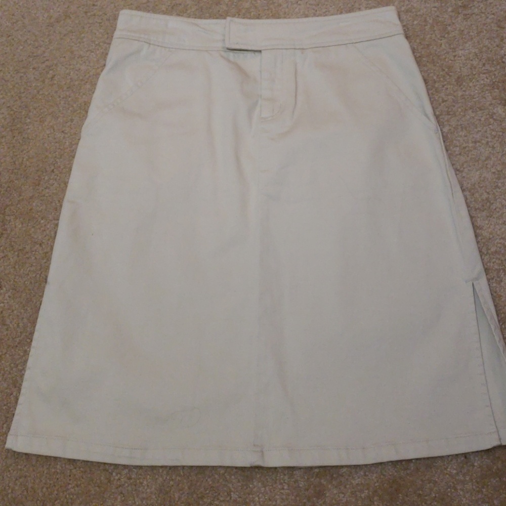 SKIRT